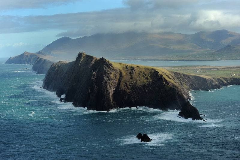 Kerrys Dingle view. Travel Guide to Kerry, Ireland